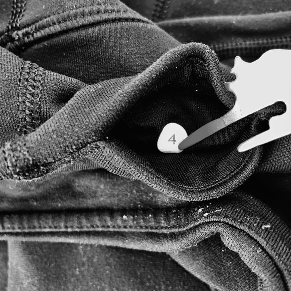 Lululemon Gather and Crow Leggings Black Slit Hem size 4 - Picture 5 of 8